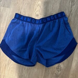 Under armour loose shorts